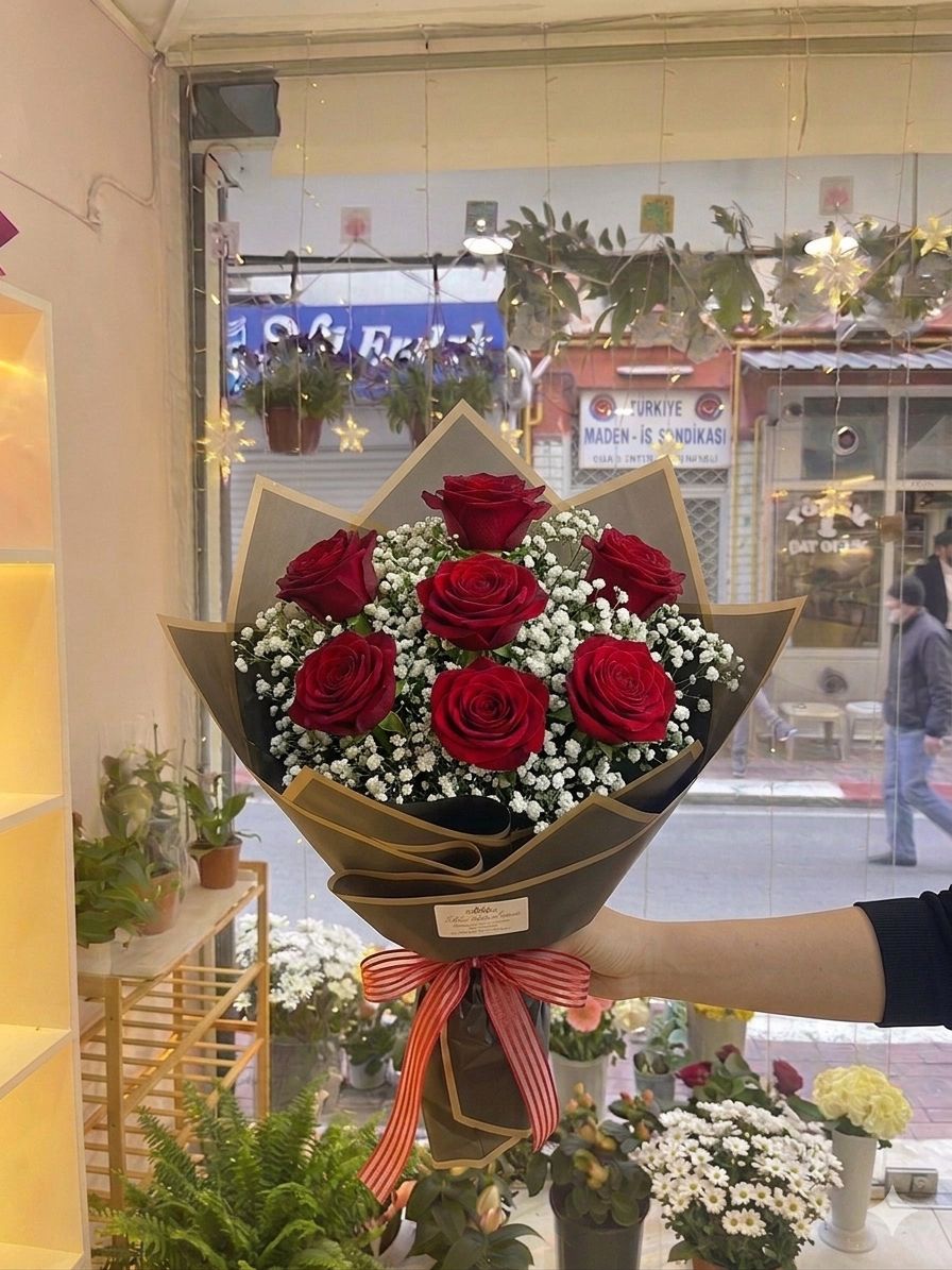 Premium Tasarım Dolgun 7'Lİ Gül Buketi  - uşak milano çiçek